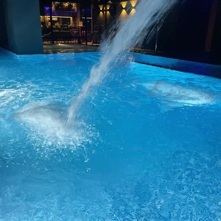 Boho Z Basenem Krytym I Jacuzzi Апартаменты *